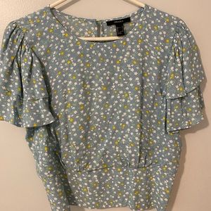 Lg Forever21 Blue floral crop top NWT